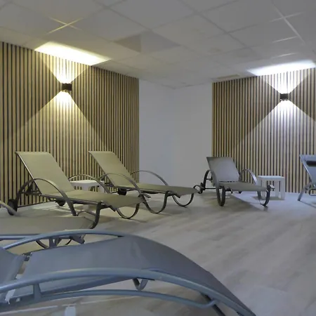 Apartment Sunrise 4 Pers Wifi Pool Sauna Terrasse Near Lift Winterberg